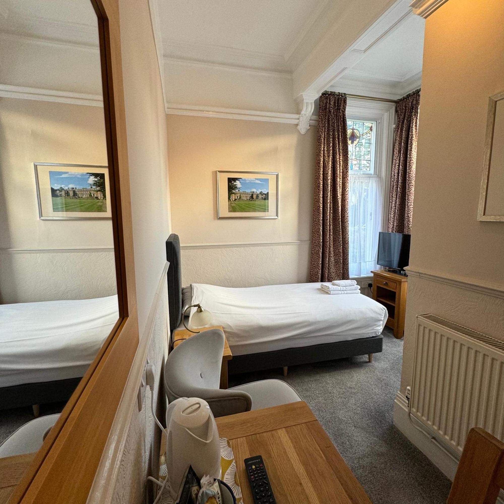 Fairlawns Guest House Μπάνμπουρι Εξωτερικό φωτογραφία